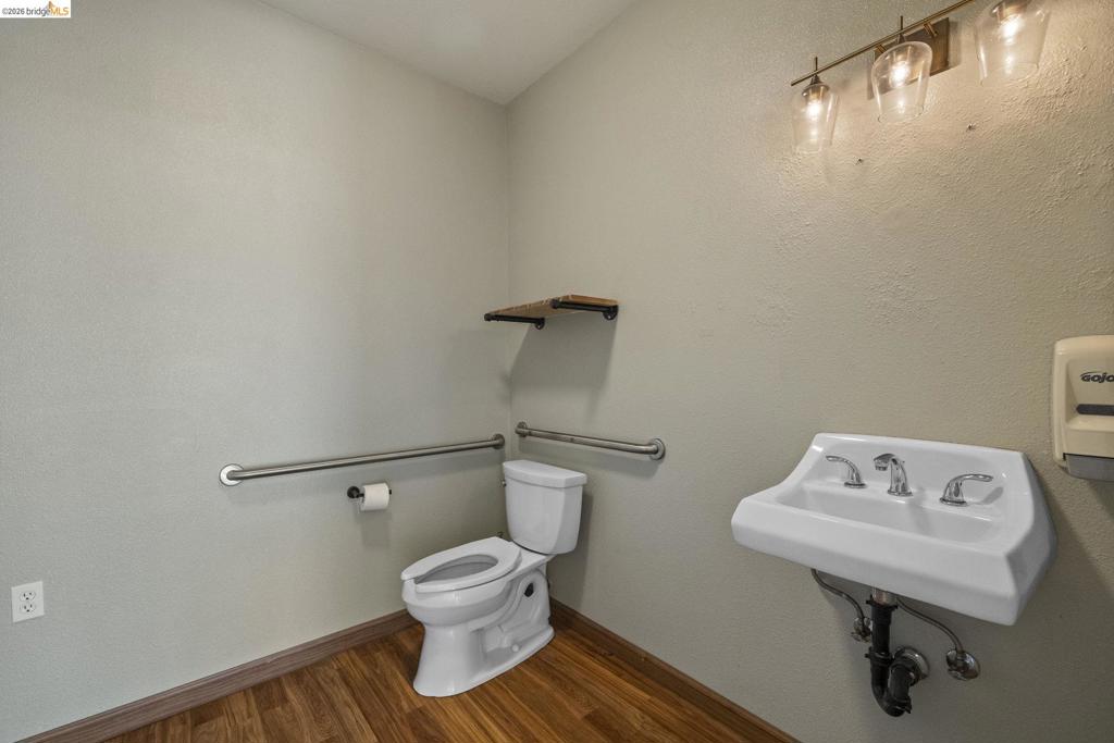 18851 Microtronics Way Unit A-1 Property Photo 12