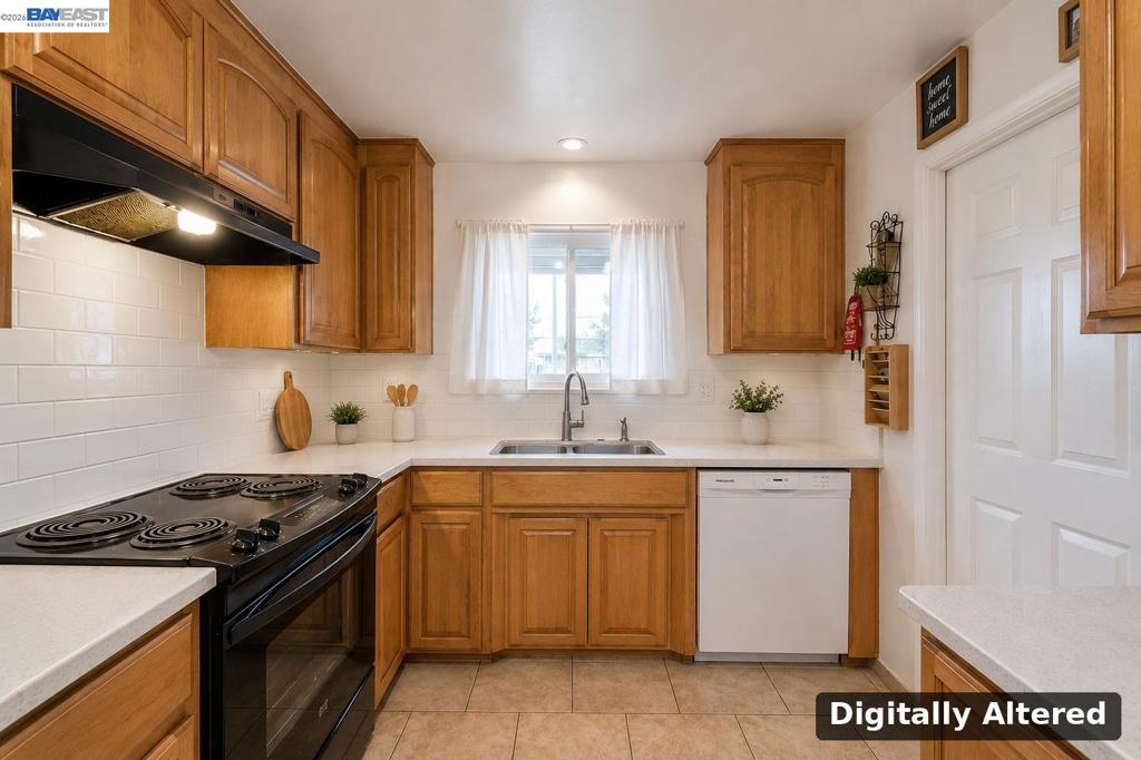734 Overland Property Photo 8