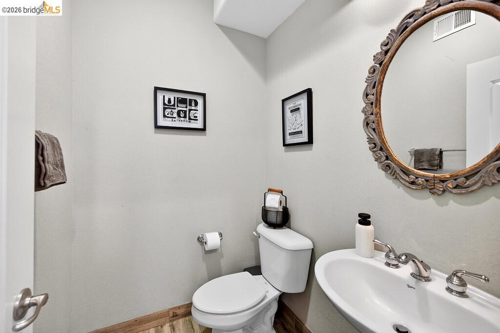 390 Caravaggio Cir Property Photo 20