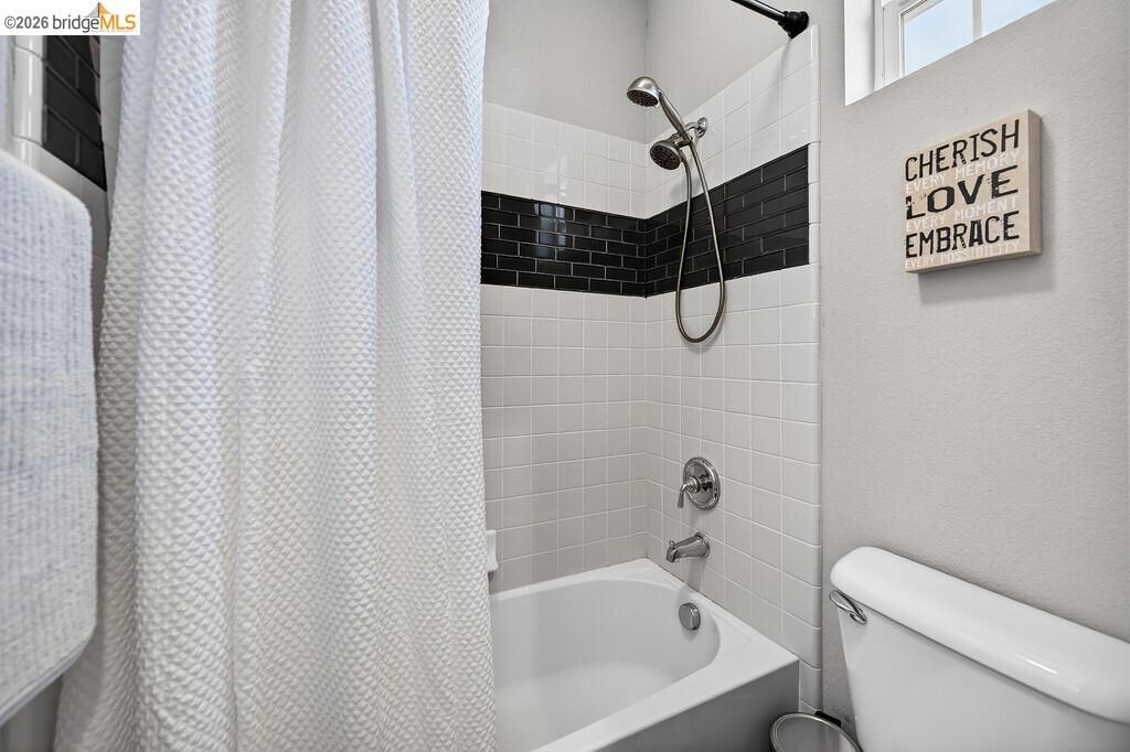 390 Caravaggio Cir Property Photo 46