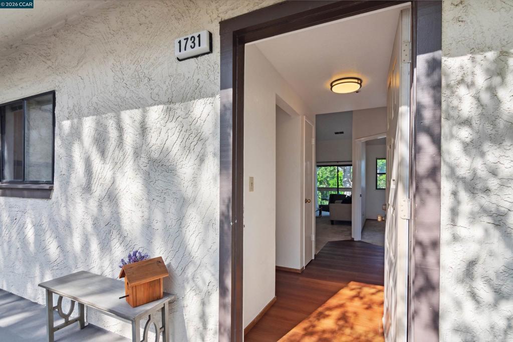 1731 S Villa Way Property Photo 3