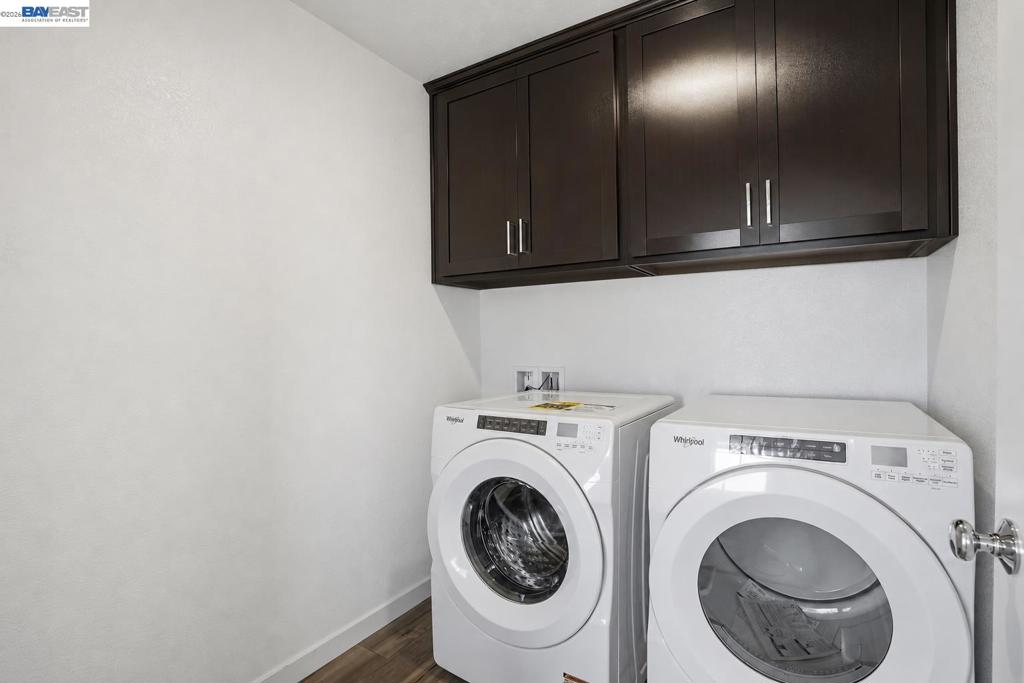 1004 Bluebell Circle Property Photo 11