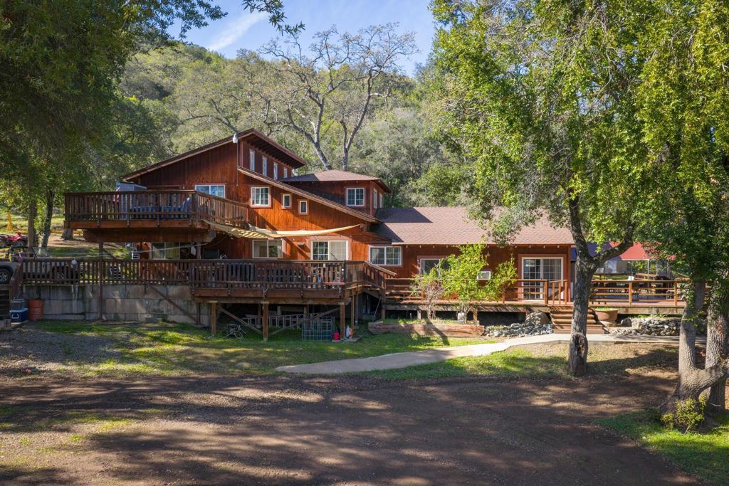 7777 Del Valle Rd Property Photo 6