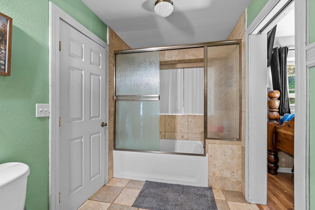 7777 Del Valle Rd Property Photo 32