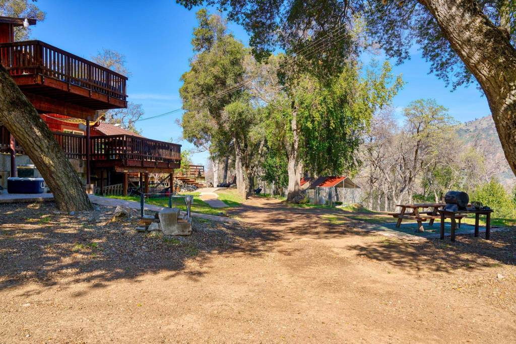 7777 Del Valle Rd Property Photo 49