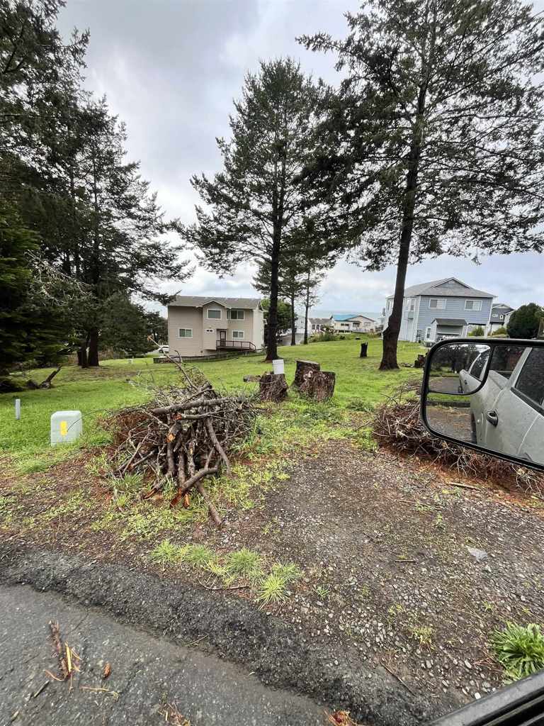 22 Spruce Ct Property Photo 5