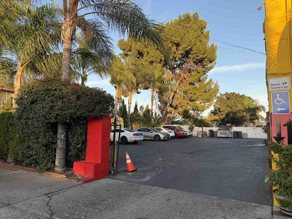 1903 D Street Property Photo 5