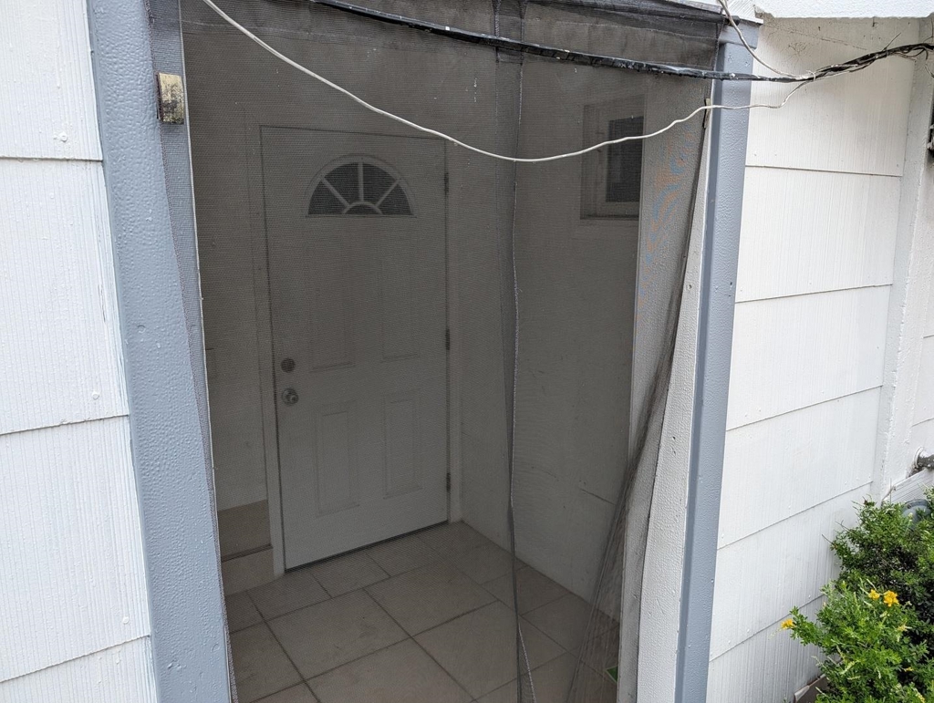 286 Sagamore St Property Photo 8