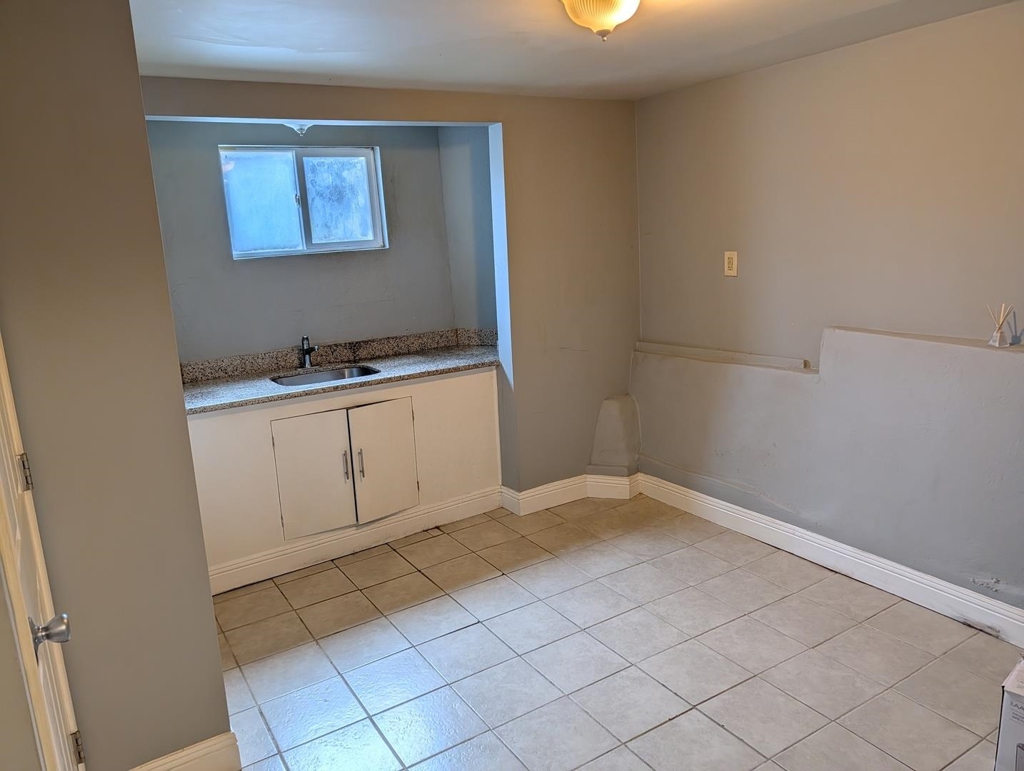 286 Sagamore St Property Photo 13