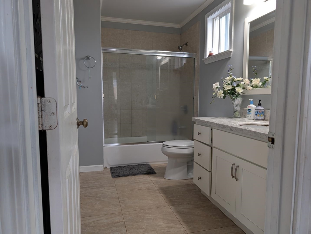 286 Sagamore St Property Photo 29