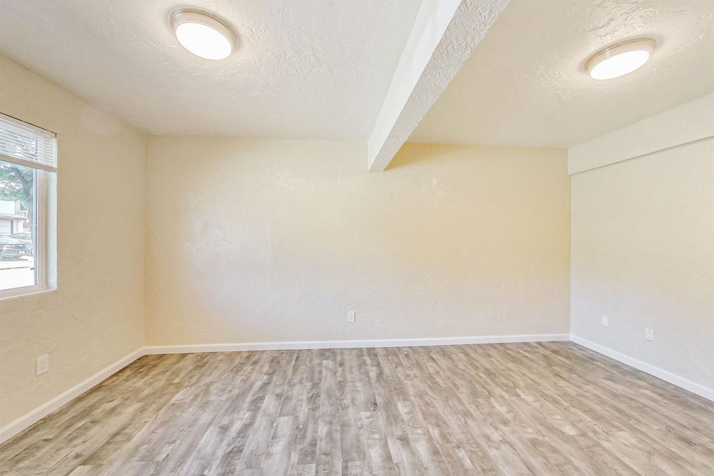 3257 Delaware St Property Photo 30