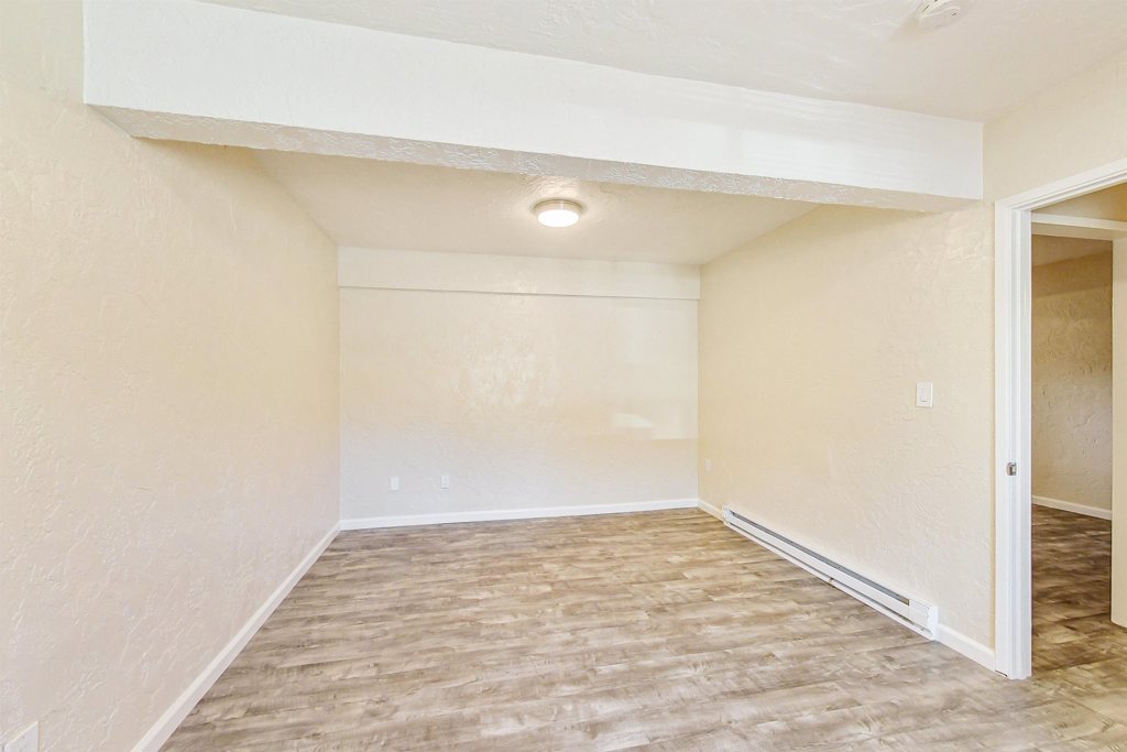 3257 Delaware St Property Photo 31