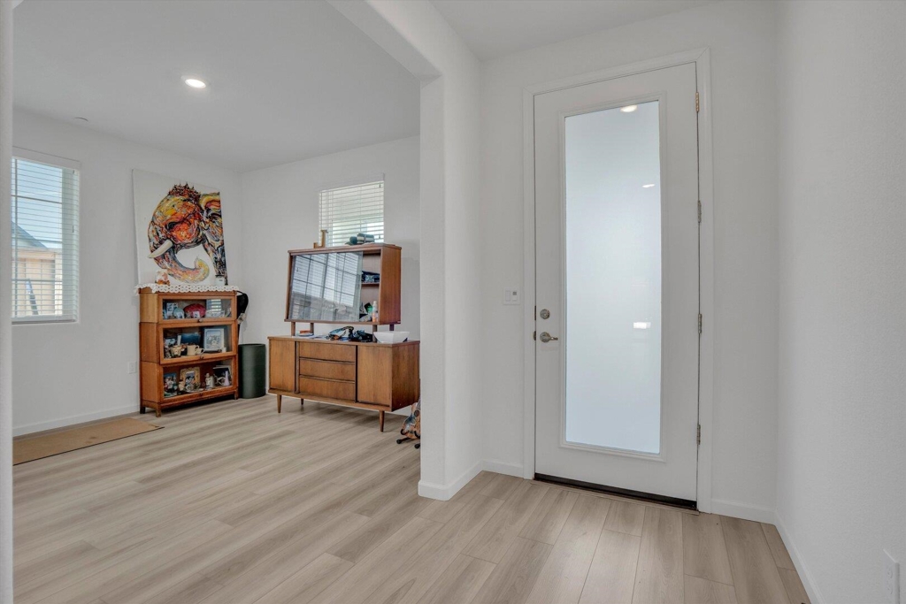 4463 Canada Way Property Photo 9