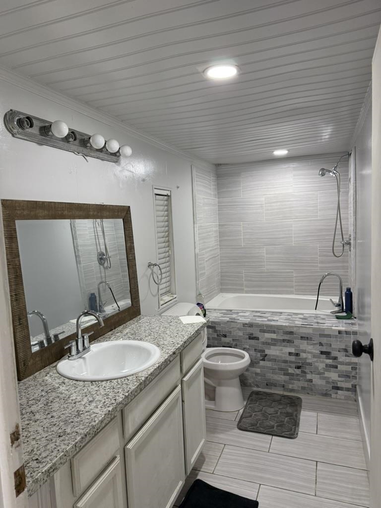 4404 Raiders Way Property Photo 6