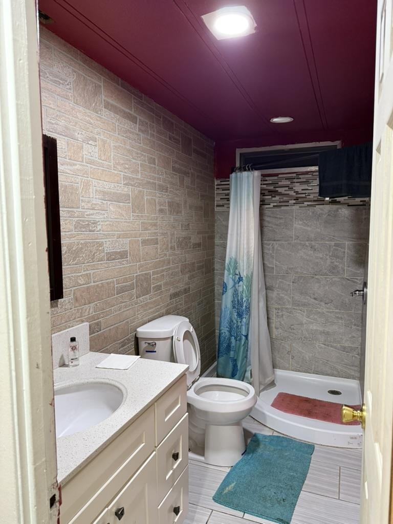 4404 Raiders Way Property Photo 12