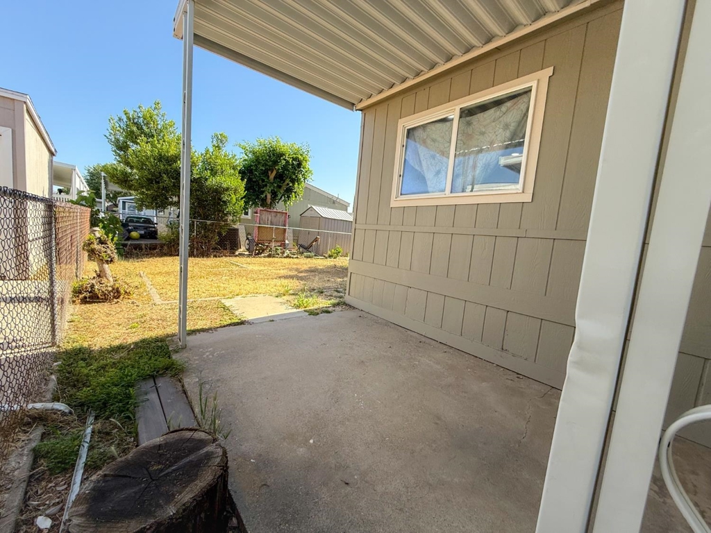 4404 Raiders Way Property Photo 15