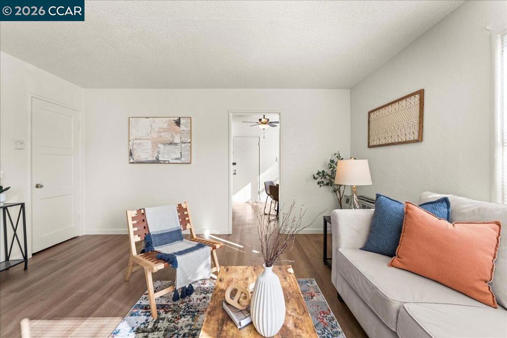 4135 4137 West St Property Photo 5