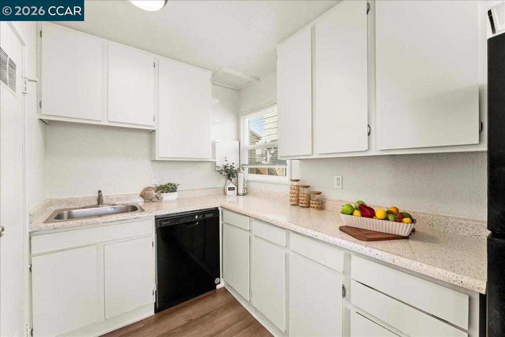 4135 4137 West St Property Photo 12