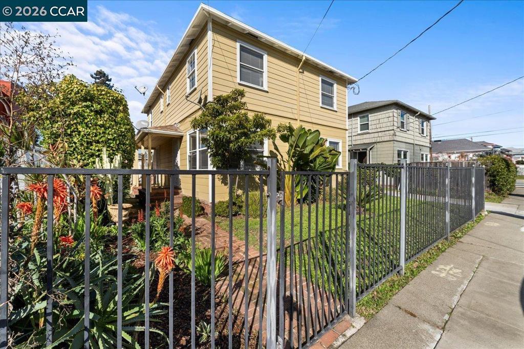 4135 4137 West St Property Photo 31