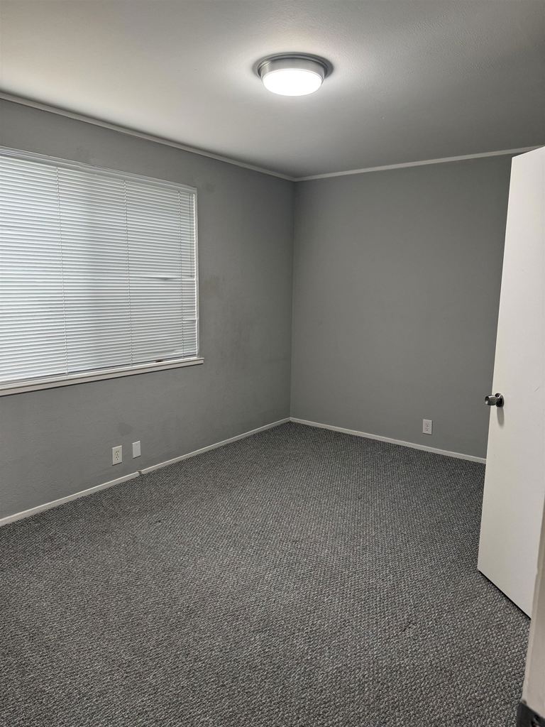 2144 Alvarado St Property Photo 10