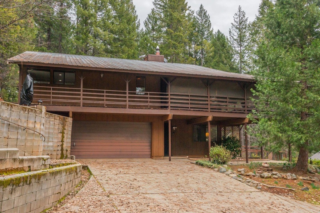 410 Lake Forest Dr. Property Photo 1