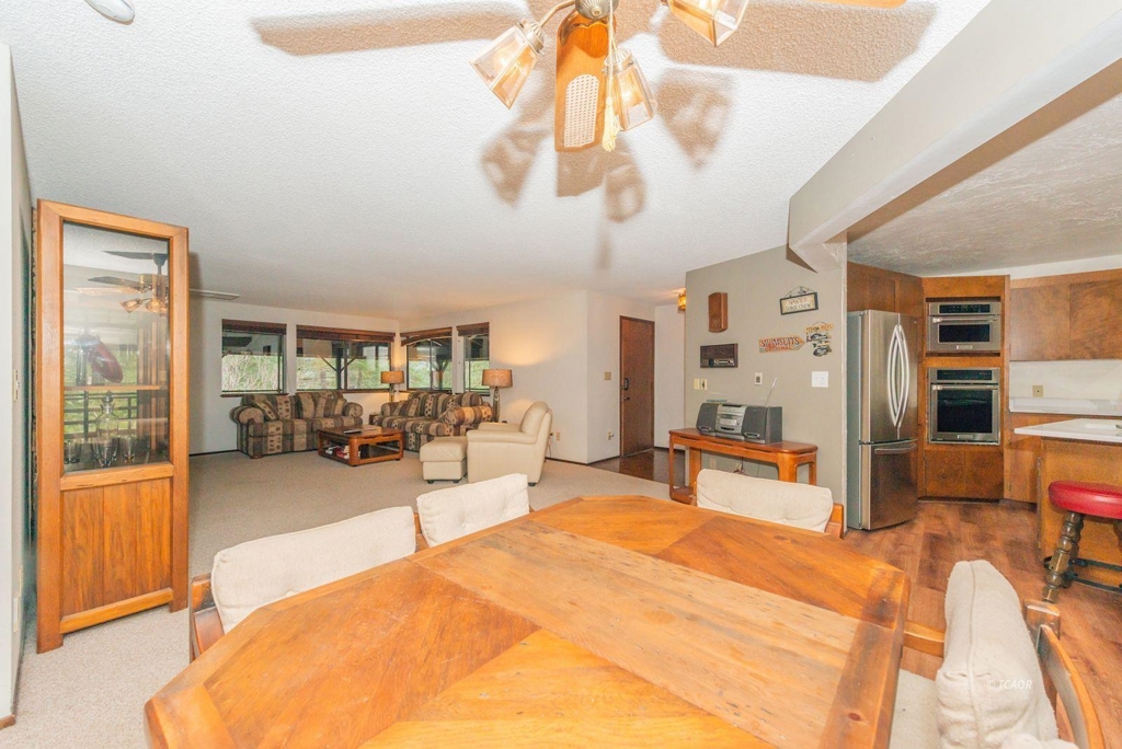410 Lake Forest Dr. Property Photo 10