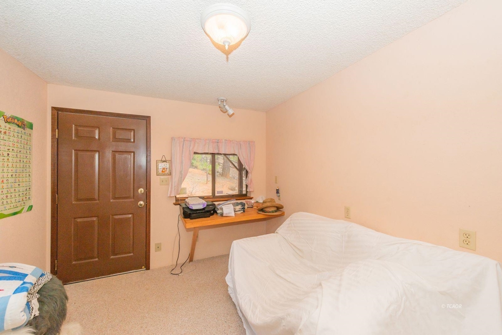 410 Lake Forest Dr. Property Photo 23