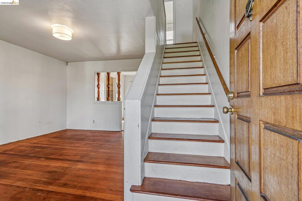 130 Garrard Property Photo 12