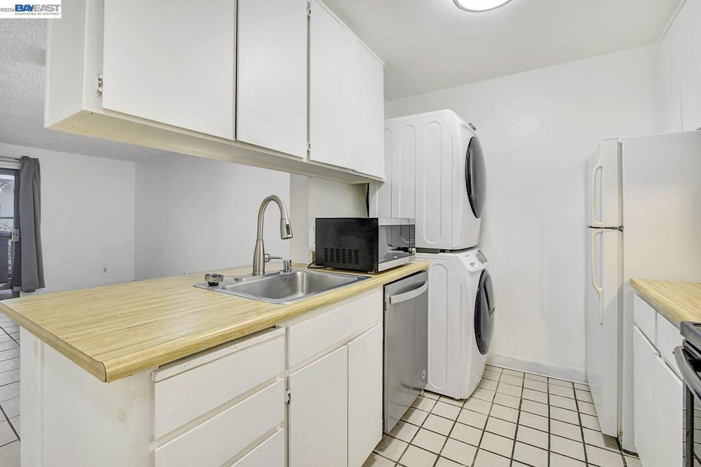 29300 Dixon St 207 Property Photo 8
