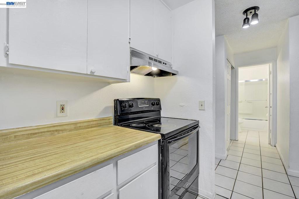 29300 Dixon St 207 Property Photo 9