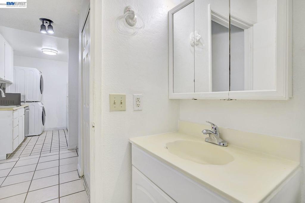29300 Dixon St 207 Property Photo 17