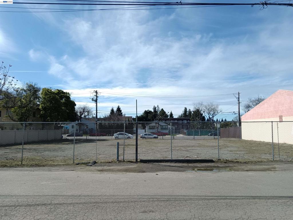 22836 Watkins St Property Photo 1