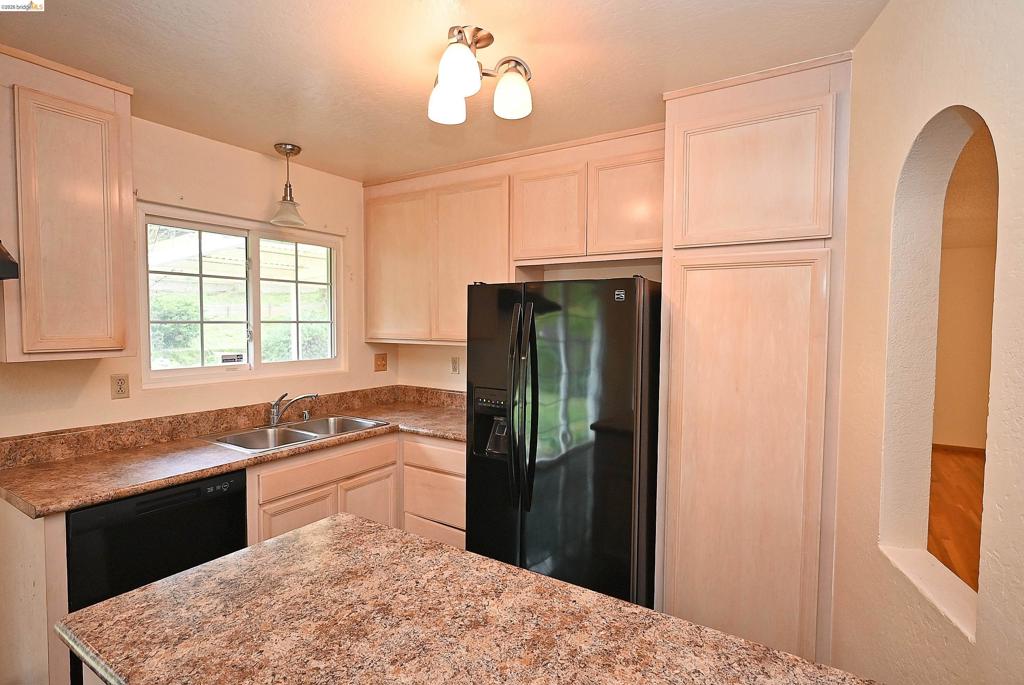 159 Coleridge Dr Property Photo 15