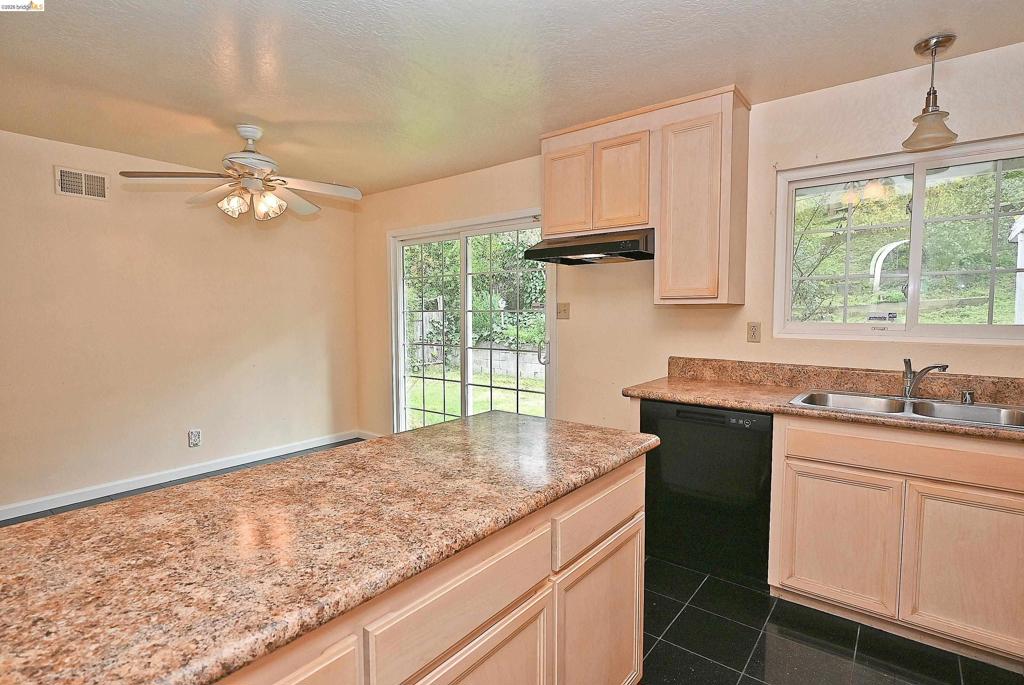159 Coleridge Dr Property Photo 19