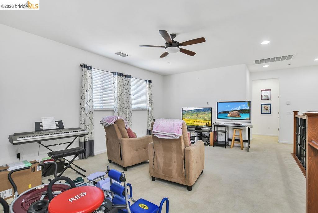 2705 Reddington Way Property Photo 11
