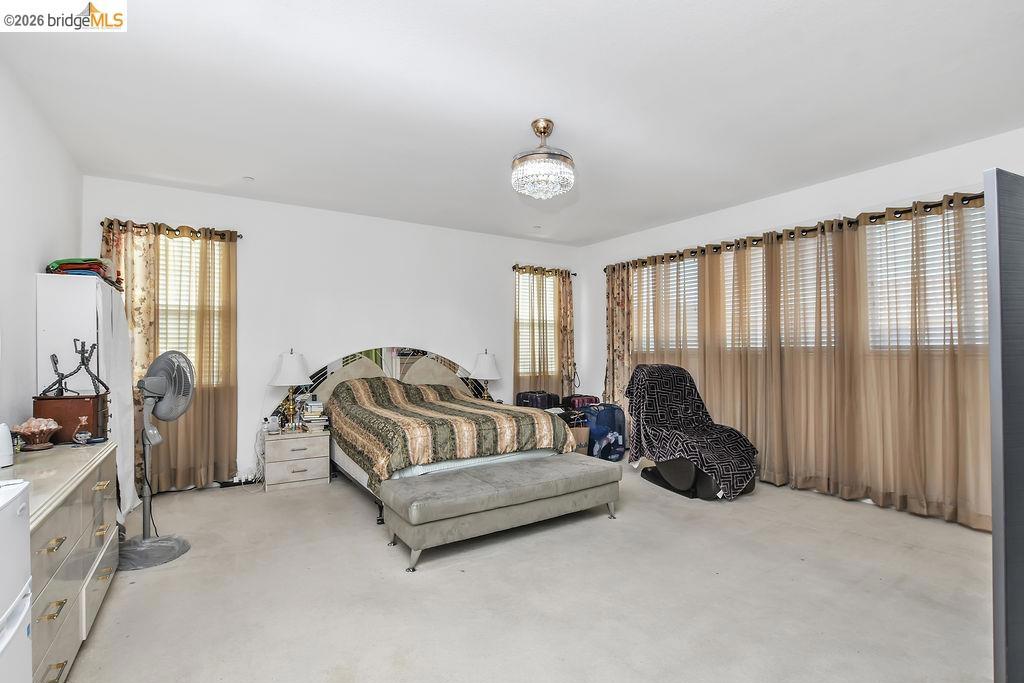 2705 Reddington Way Property Photo 12