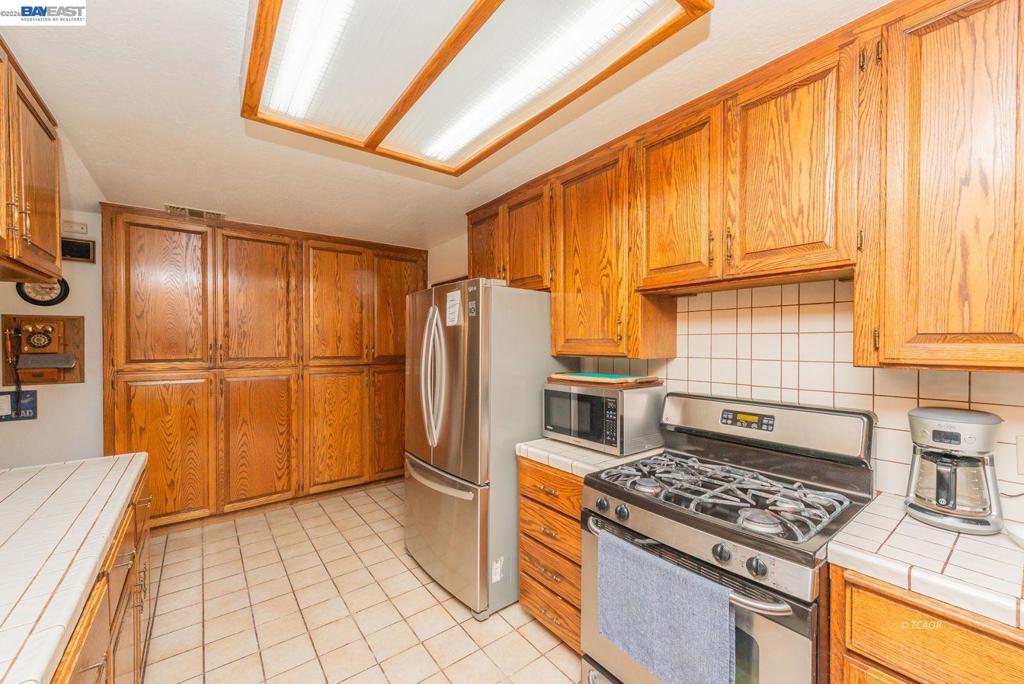 2393 Poker Bar Rd Property Photo 14