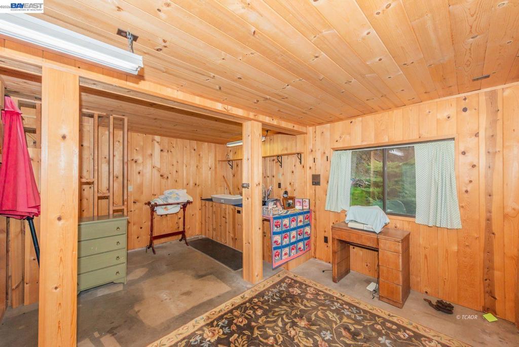 2393 Poker Bar Rd Property Photo 28