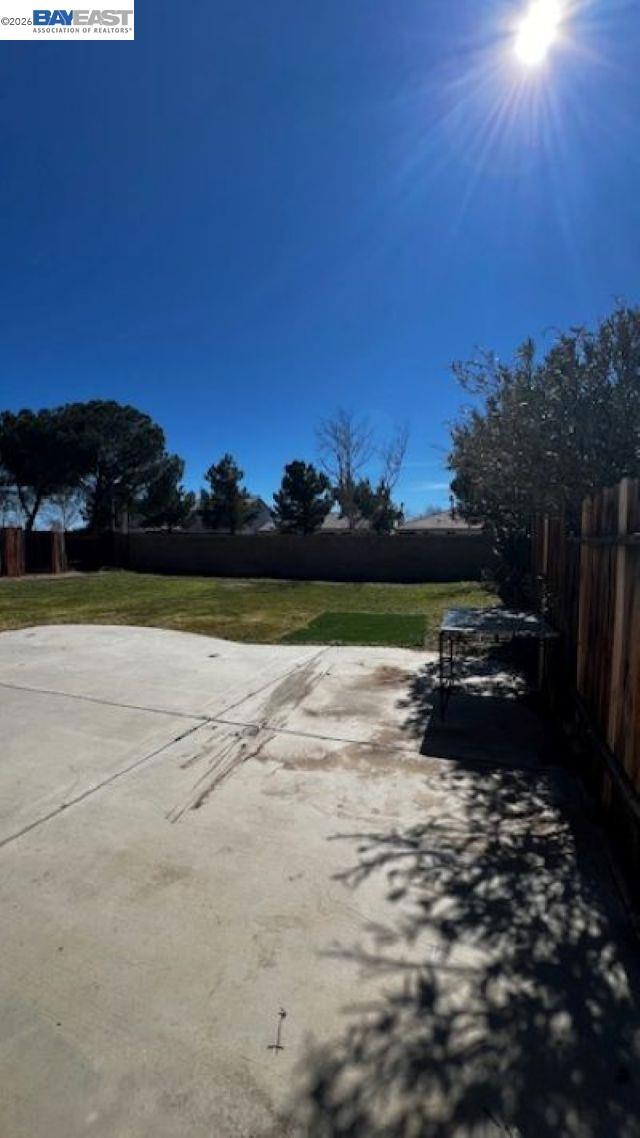2310 Lightcap St Property Photo 16