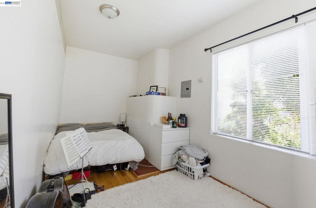 1682 Oxford St Property Photo 25