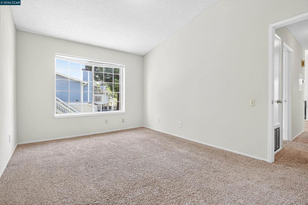 15 Glenwood Property Photo 23