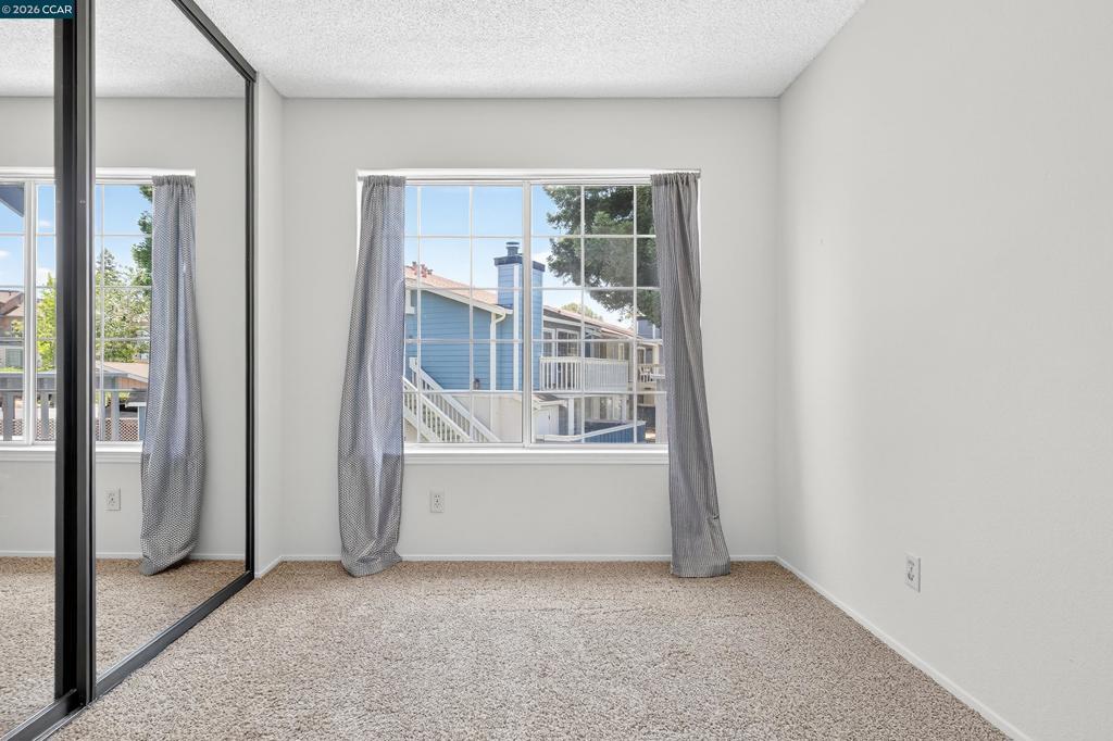 15 Glenwood Property Photo 29