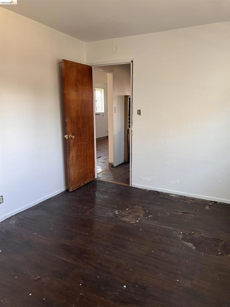 6230 Hayes St Property Photo 18