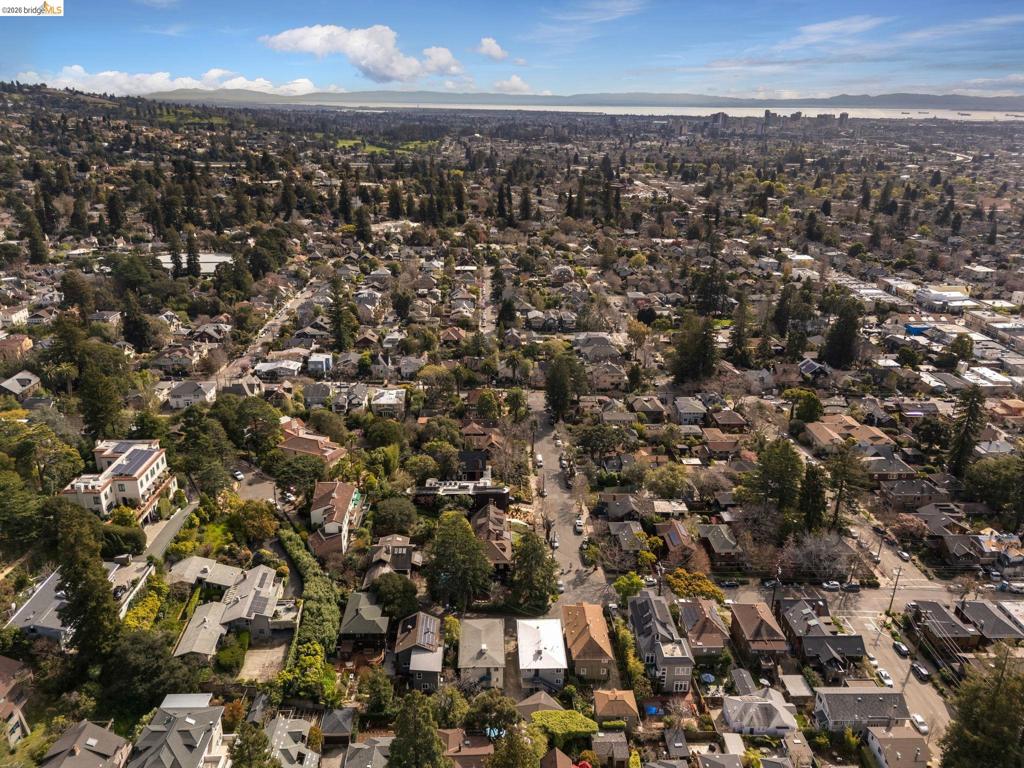 2817 Palm Ct Property Photo 17