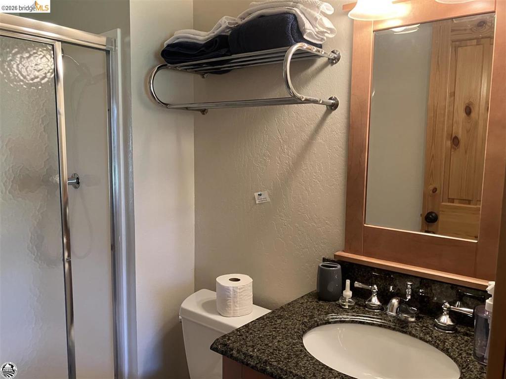 19032 Dyer Ct #11 11 Property Photo 9