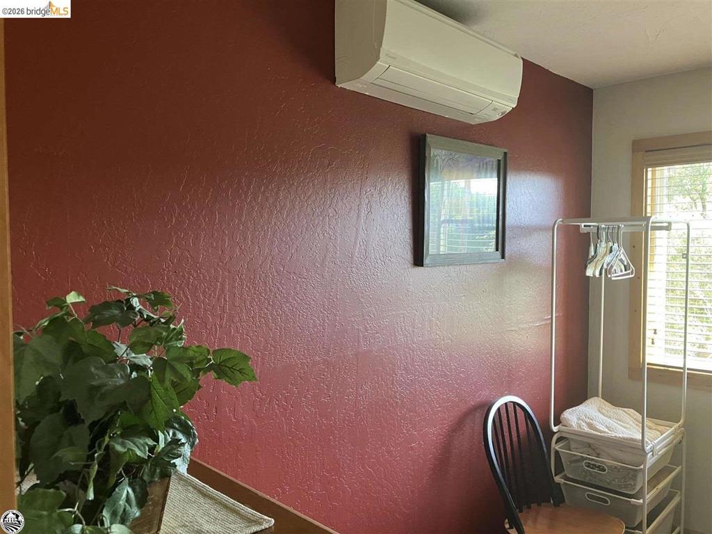 19032 Dyer Ct #11 11 Property Photo 12