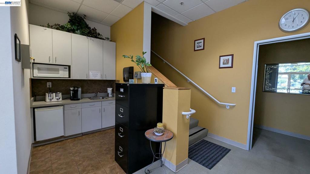 35465 Dumbarton Ct. Property Photo 8
