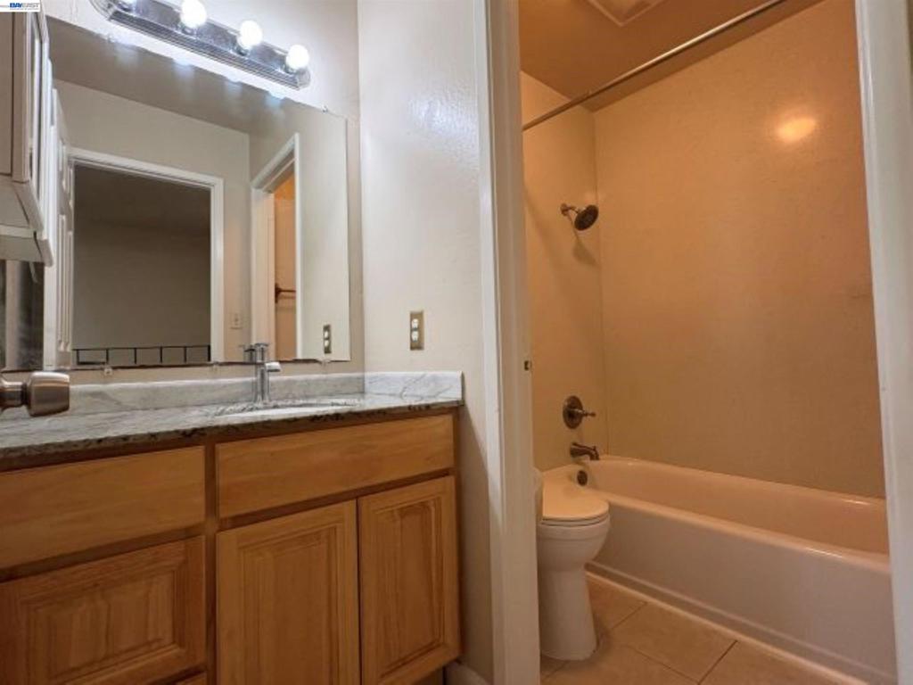 4560 Thornton Avenue Property Photo 17