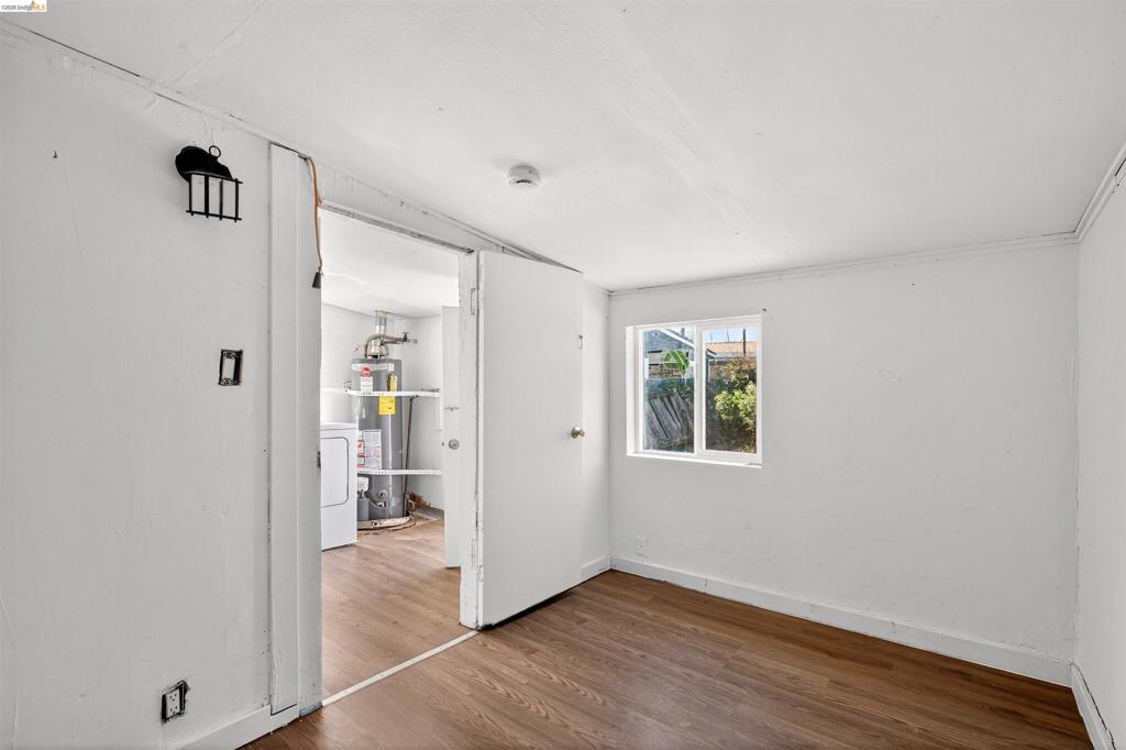 1217 82nd Ave Property Photo 5