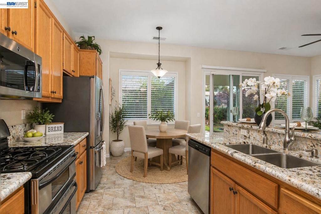1778 Rubidoux Ter Property Photo 19